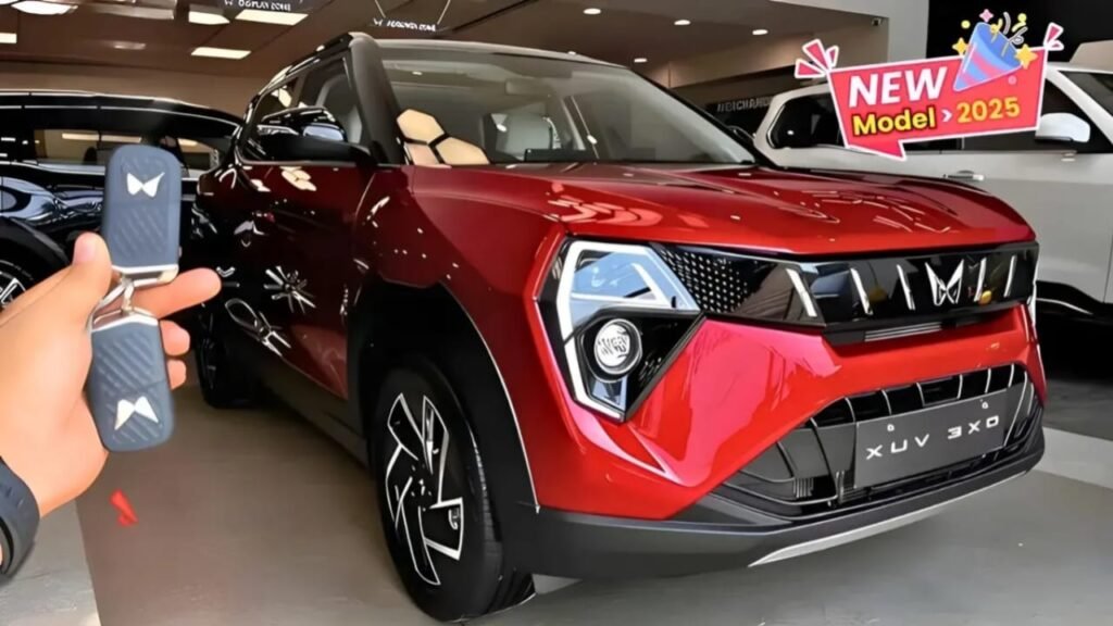 Mahindra XUV 3XO – Bold New SUV with Panoramic Sunroof, 6 Airbags & 41km/l Mileage Starting at ₹3.49 Lakh!